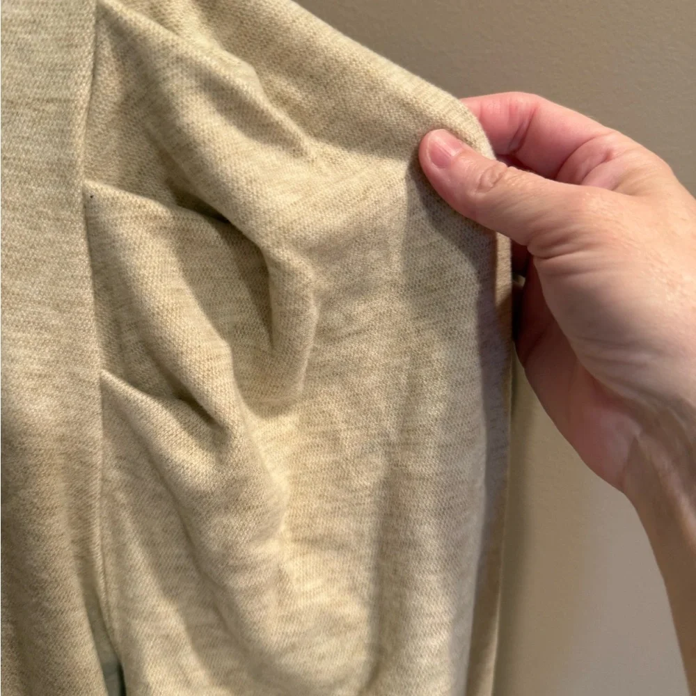 NWT Evereve brand cream top in size large - Picture 4 of 8